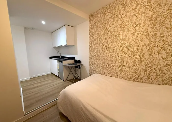 M011 Marquer Le Clos Fleury