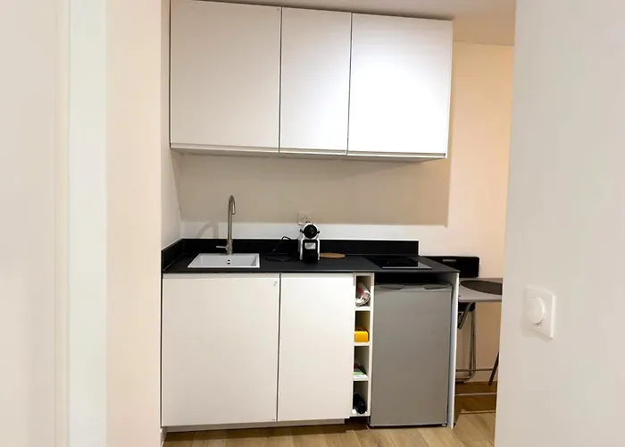 M011 Marquer Le Clos Fleury Apartment *